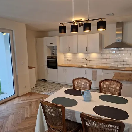 Lux - 2 Bedrooms With Garden *