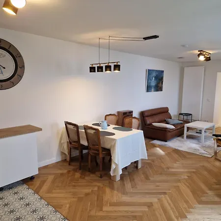 Apartment Lux - 2 Bedrooms With Garden